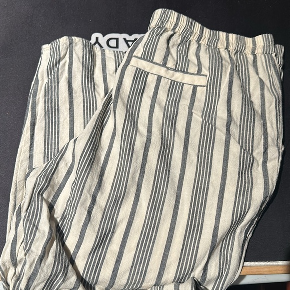🎁HP🎁 Marine Layer Allison Pant White/Navy Strips Front Pockets Regular Large EUC - Picture 8 of 15